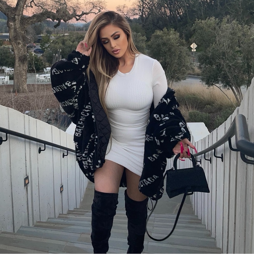 Balenciaga black and white oversized all over logo Coat - size 34 (Xs)